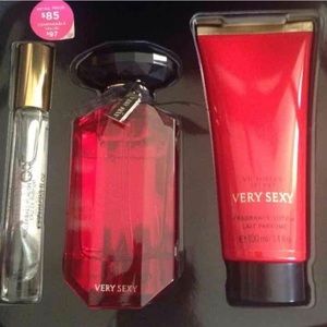 NEW Victoria’s Secret Very Sexy